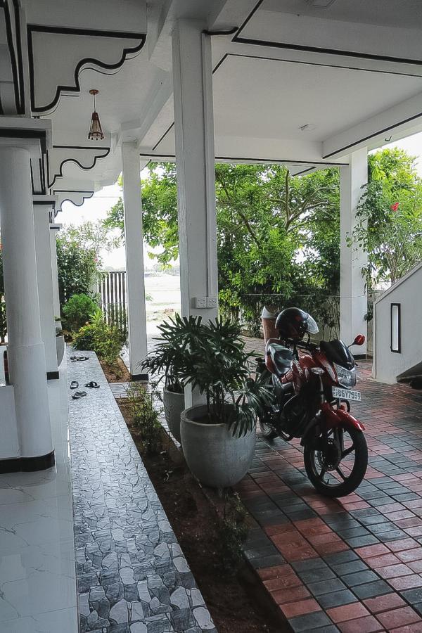 Sunset View Beach Hotel Arugam Bay Exterior foto